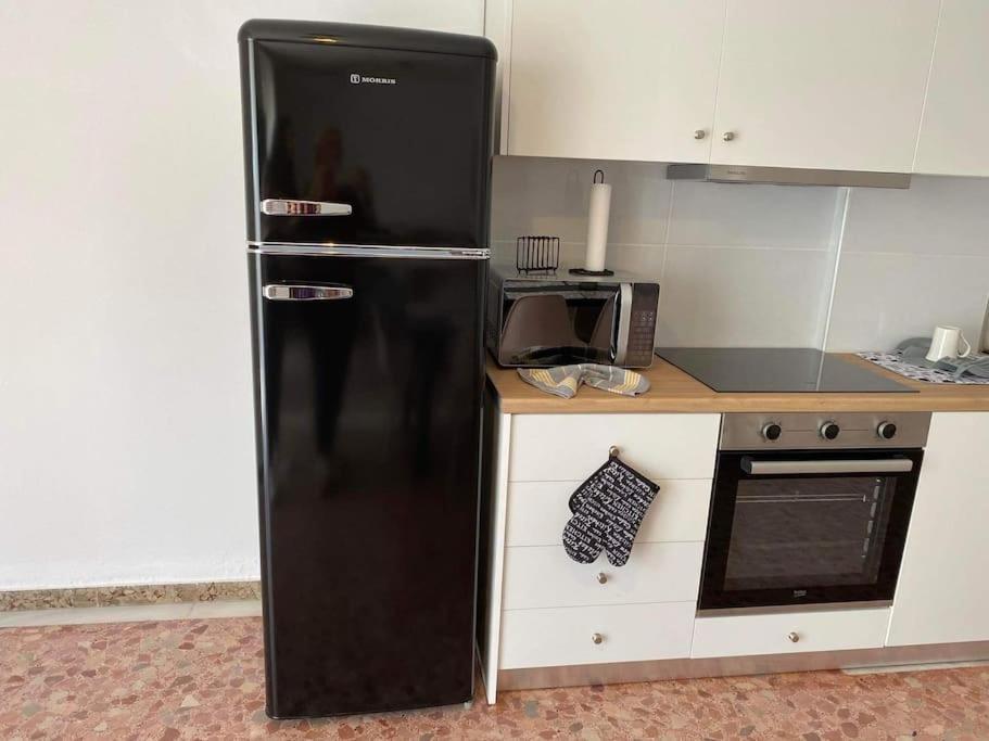 New! Flower Patio House 2 Bdr - Bbq - Wash Machine Lávrion 외부 사진
